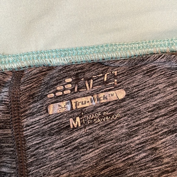 BCG gray capri leggings| medium - Picture 7 of 7